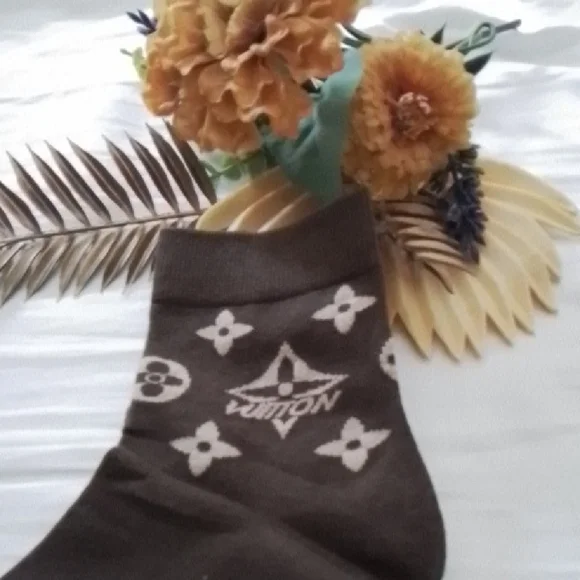 Louis Vuitton Brown Floral Socks - Picture 3 of 5